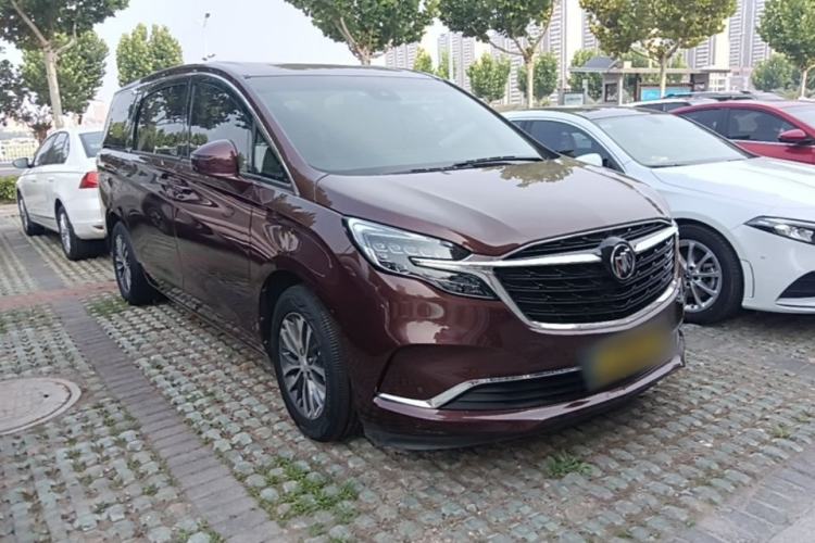 Used Buick GL8 2022 ES Landtrek 653T Luxury Edition Front Right 45 Deg
