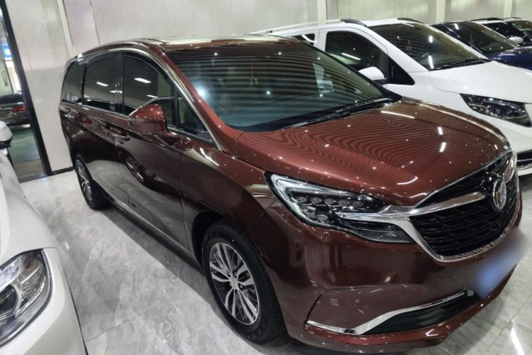 Used Buick GL8 2022 ES Landtrek 653T Luxury Edition Front Right 45 Deg