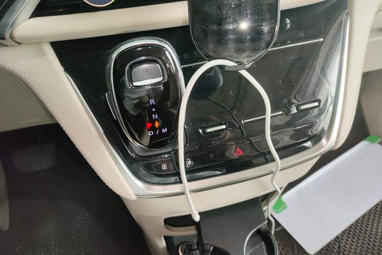 Used Buick GL8 2022 Avenir Aivia 7-Seater Deluxe Edition Gear Lever