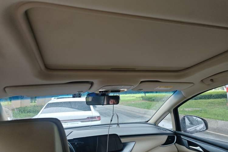 Used Buick GL8 2022 ES Landtrek 653T Luxury Edition Headliner