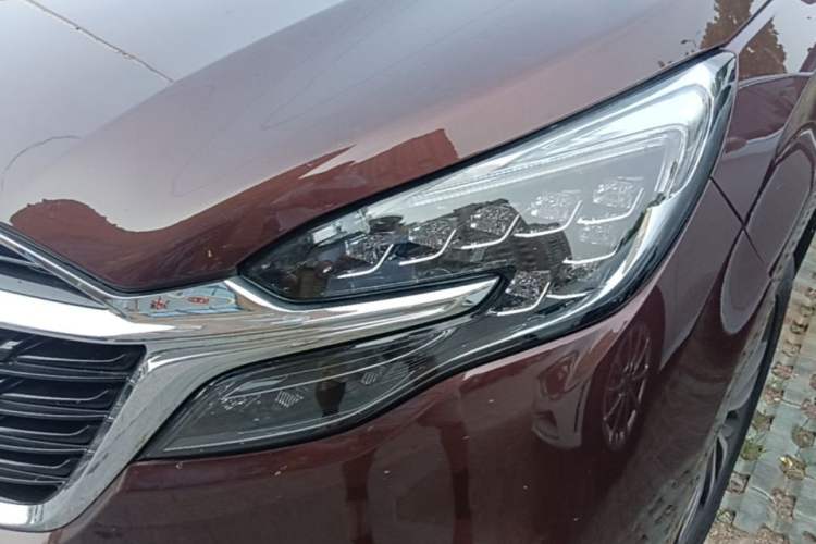 Used Buick GL8 2022 ES Landtrek 653T Luxury Edition Left Front Headlight