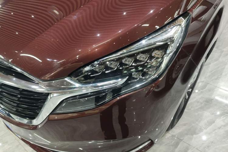 Used Buick GL8 2022 ES Landtrek 653T Luxury Edition Left Front Headlight