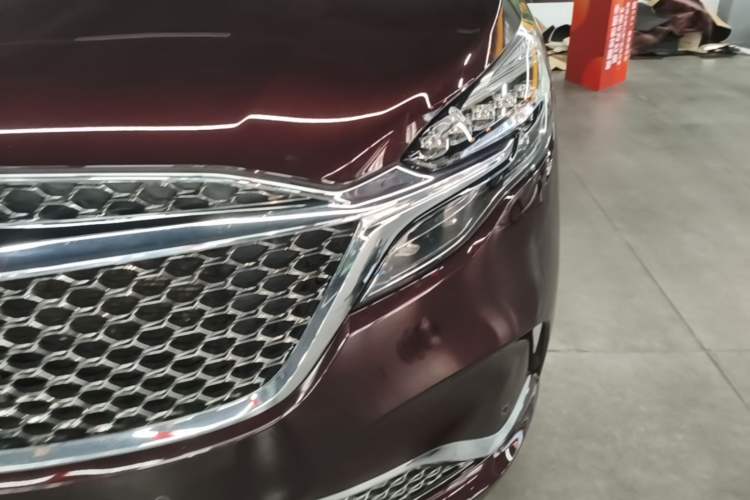 Used Buick GL8 2022 Avenir Aivia Six-Seat Deluxe Edition Left Front Headlight