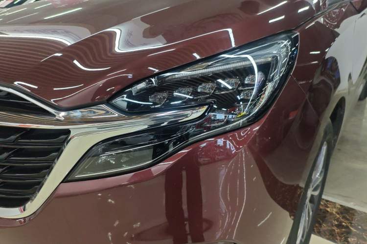 Used Buick GL8 2022 ES Landtrek 653T Comfort Edition Left Front Headlight