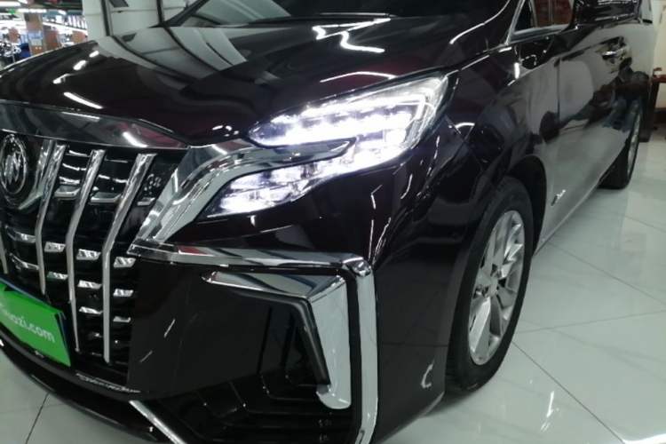 Used Buick GL8 2022 Avenir Aivia Six-Seat Deluxe Edition Left Front Headlight