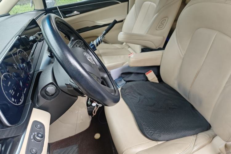 Used Buick GL8 2022 ES Landtrek 653T Luxury Edition Left Front Seat