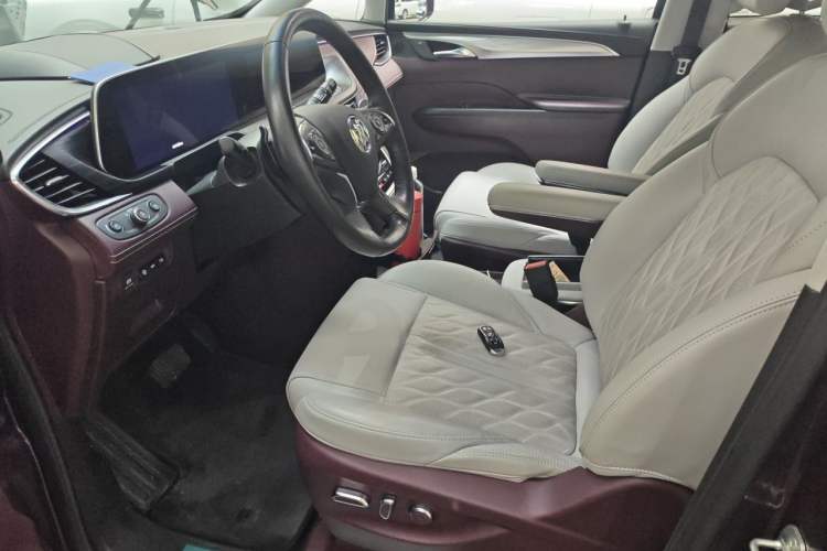 Used Buick GL8 2022 Avenir Aivia Six-Seat Deluxe Edition Left Front Seat