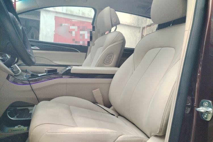Used Buick GL8 2022 ES Landtrek 653T Luxury Edition Left Front Seat