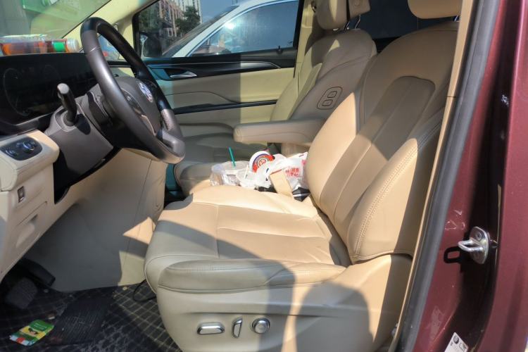 Used Buick GL8 2022 ES Landtrek 653T Luxury Edition Left Front Seat