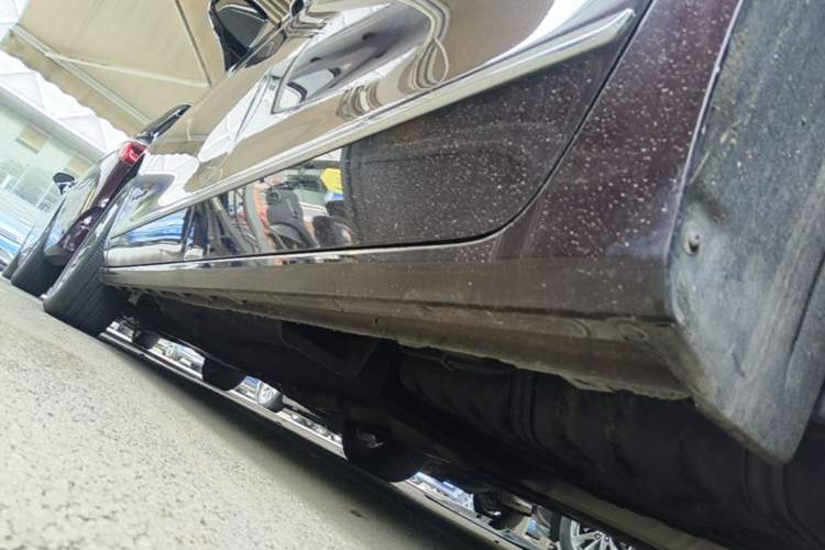 Used Buick GL8 2022 Avenir Aivia 7-Seater Deluxe Edition Left Side Sill