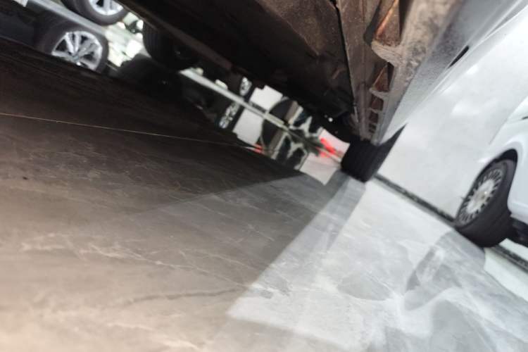 Used Buick GL8 2022 ES Landtrek 653T Luxury Edition Left Side Sill