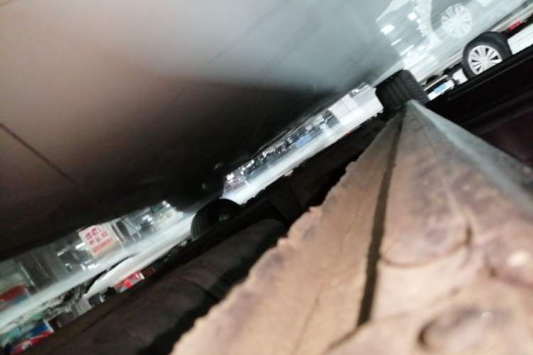 Used Buick GL8 2022 Avenir Aivia Six-Seat Deluxe Edition Left Side Sill
