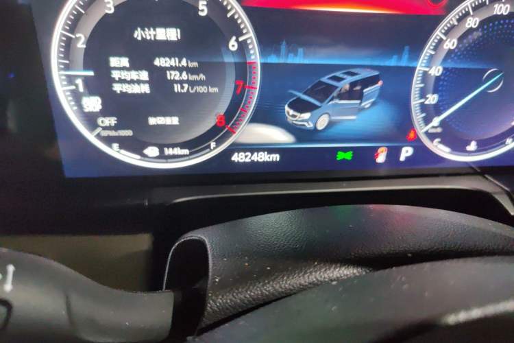 Used Buick GL8 2022 Avenir Aivia Six-Seat Deluxe Edition Odometer Close Up