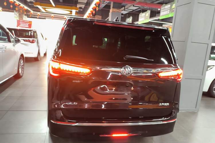 Used Buick GL8 2022 Facelift Avenir Aivia Six-Seat Deluxe Edition Rear