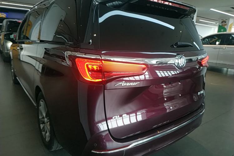Used Buick GL8 2022 Facelifted Avenir Aivia 7-Seater Premium Edition Rear Left 45 Deg