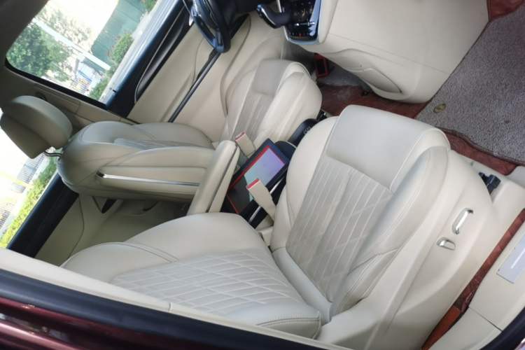 Used Buick GL8 2022 ES Landtrek 653T Flagship Model Right Front Seat