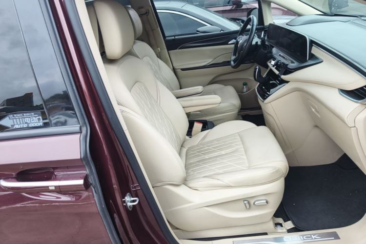 Used Buick GL8 2022 ES Landtrek 653T Smart Flagship Model Right Front Seat