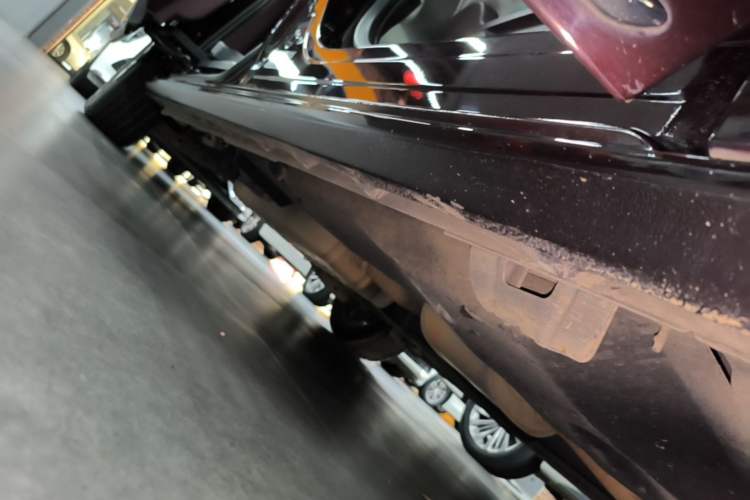 Used Buick GL8 2022 Facelift Avenir Aivia Six-Seat Deluxe Edition Right Side Sill