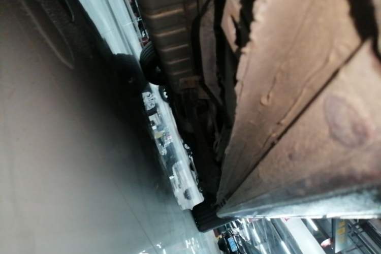 Used Buick GL8 2022 Avenir Aivia Six-Seat Deluxe Edition Right Side Sill