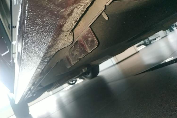 Used Buick GL8 2022 Facelifted Avenir Aivia 7-Seater Premium Edition Right Side Sill