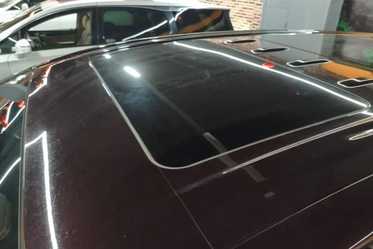 Used Buick GL8 2022 Avenir Aivia Six-Seat Deluxe Edition Roof