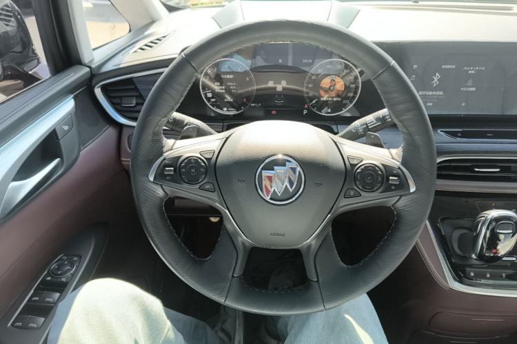 Used Buick GL8 2022 Avenir Aivia Six-Seat Deluxe Edition Steering Wheel