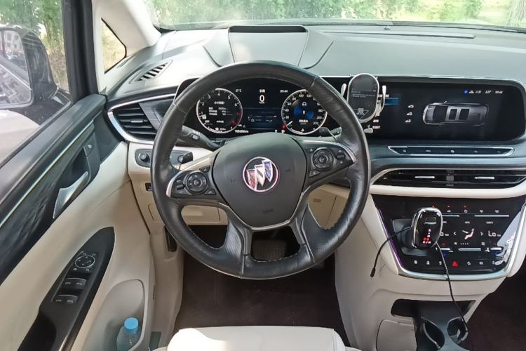 Used Buick GL8 2022 Avenir Aivia Six-Seat Deluxe Edition Steering Wheel