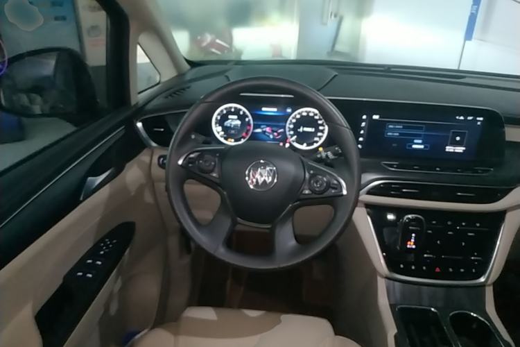 Used Buick GL8 2022 ES Landtrek 653T Comfort Edition Steering Wheel