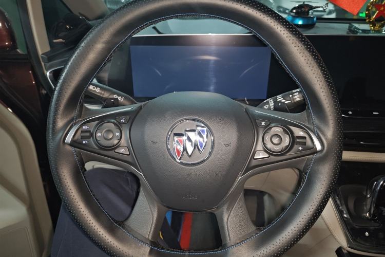 Used Buick GL8 2022 ES Landtrek 653T Comfort Edition Steering Wheel