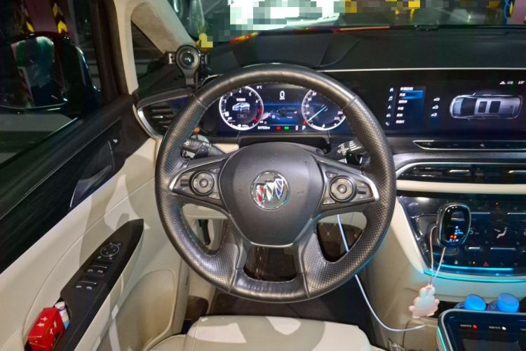 Used Buick GL8 2022 Facelifted Avenir Aivia 7-Seater Premium Edition Steering Wheel