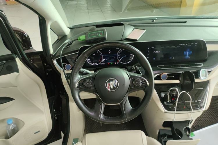 Used Buick GL8 2022 Avenir Aivia 7-Seater Deluxe Edition Steering Wheel