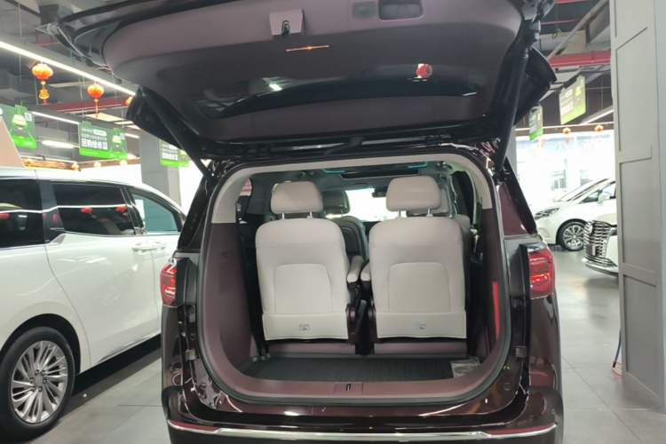 Used Buick GL8 2022 Facelift Avenir Aivia Six-Seat Deluxe Edition Trunk