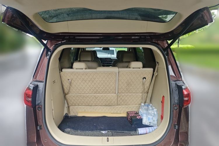 Used Buick GL8 2022 ES Landtrek 653T Luxury Edition Trunk