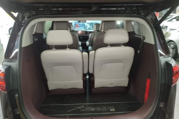 Used Buick GL8 2022 Avenir Aivia Six-Seat Deluxe Edition Trunk