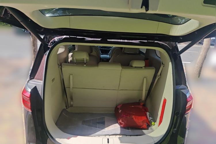 Used Buick GL8 2022 Avenir Aivia 7-Seater Deluxe Edition Trunk