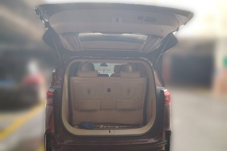 Used Buick GL8 2022 ES Landtrek 653T Luxury Edition Trunk
