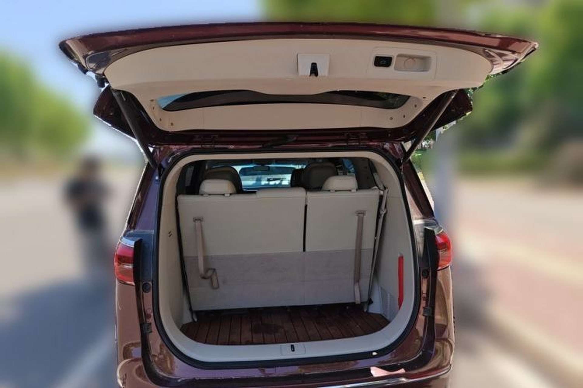 Used Buick GL8 2022 ES Landtrek 653T Comfort Edition Trunk