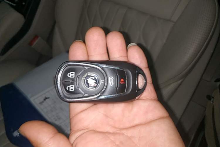 Used Buick GL8 2022 ES Landtrek 653T Comfort Edition Vehicle Key