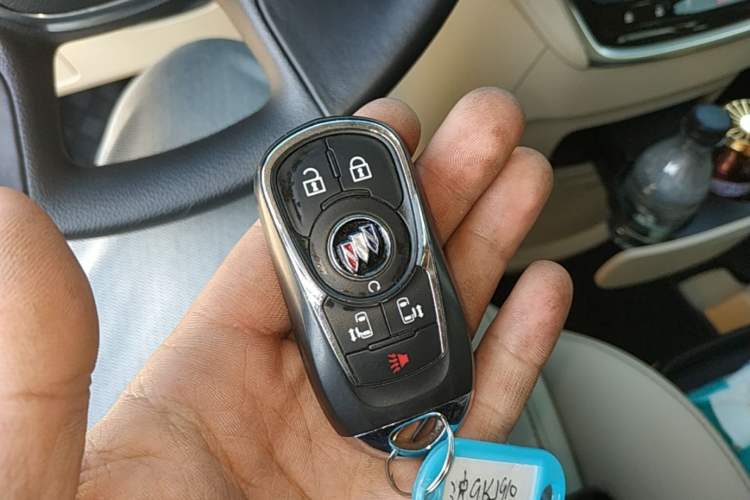 Used Buick GL8 2022 ES Landtrek 653T Luxury Edition Vehicle Key