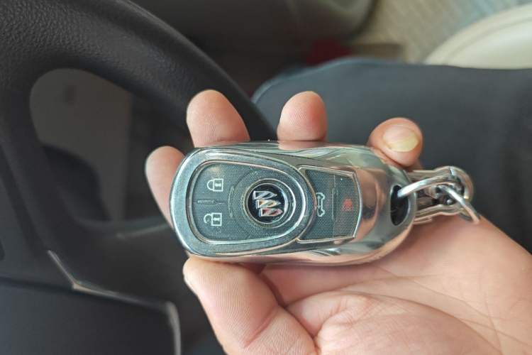 Used Buick GL8 2022 ES Landtrek 653T Comfort Edition Vehicle Key