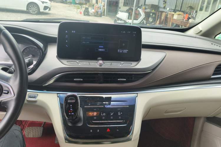 Used Buick GL8 2022 Land Business Class 652T Luxury Model Audio And AC Panel