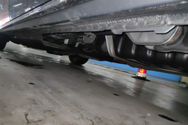 Used Buick GL8 2022 Land Business Class 652T Luxury Model Chassis Rear Left