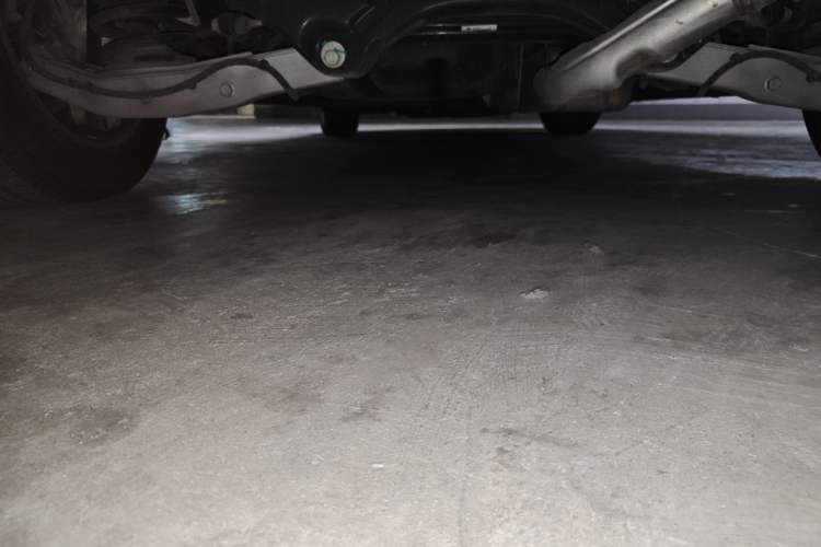 Used Buick GL8 2022 ES Landtrek 653T Luxury Edition Chassis Rear