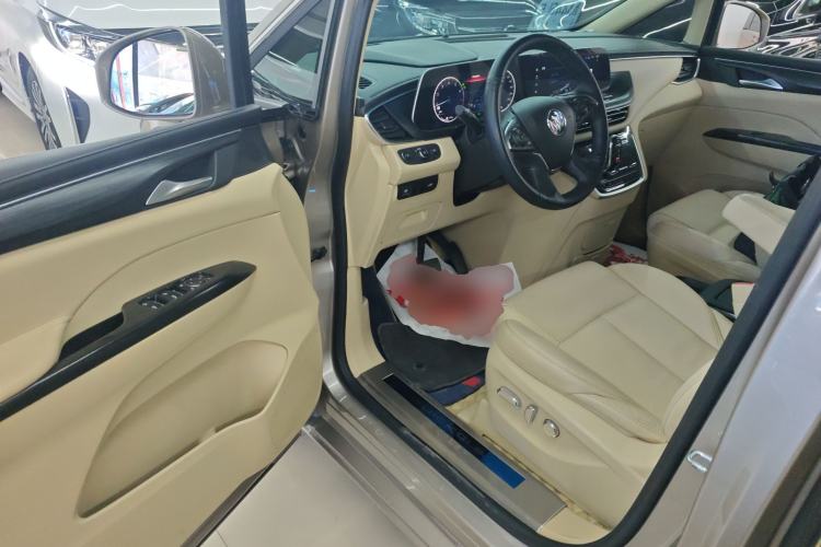 Used Buick GL8 2022 ES Landtrek 653T Luxury Edition Driver Seat