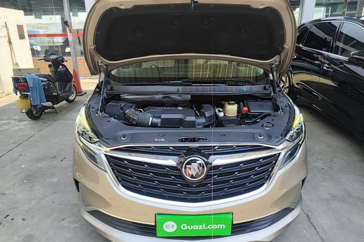 Used Buick GL8 2022 ES Land Cruiser 653T Luxury Model Engine Bay