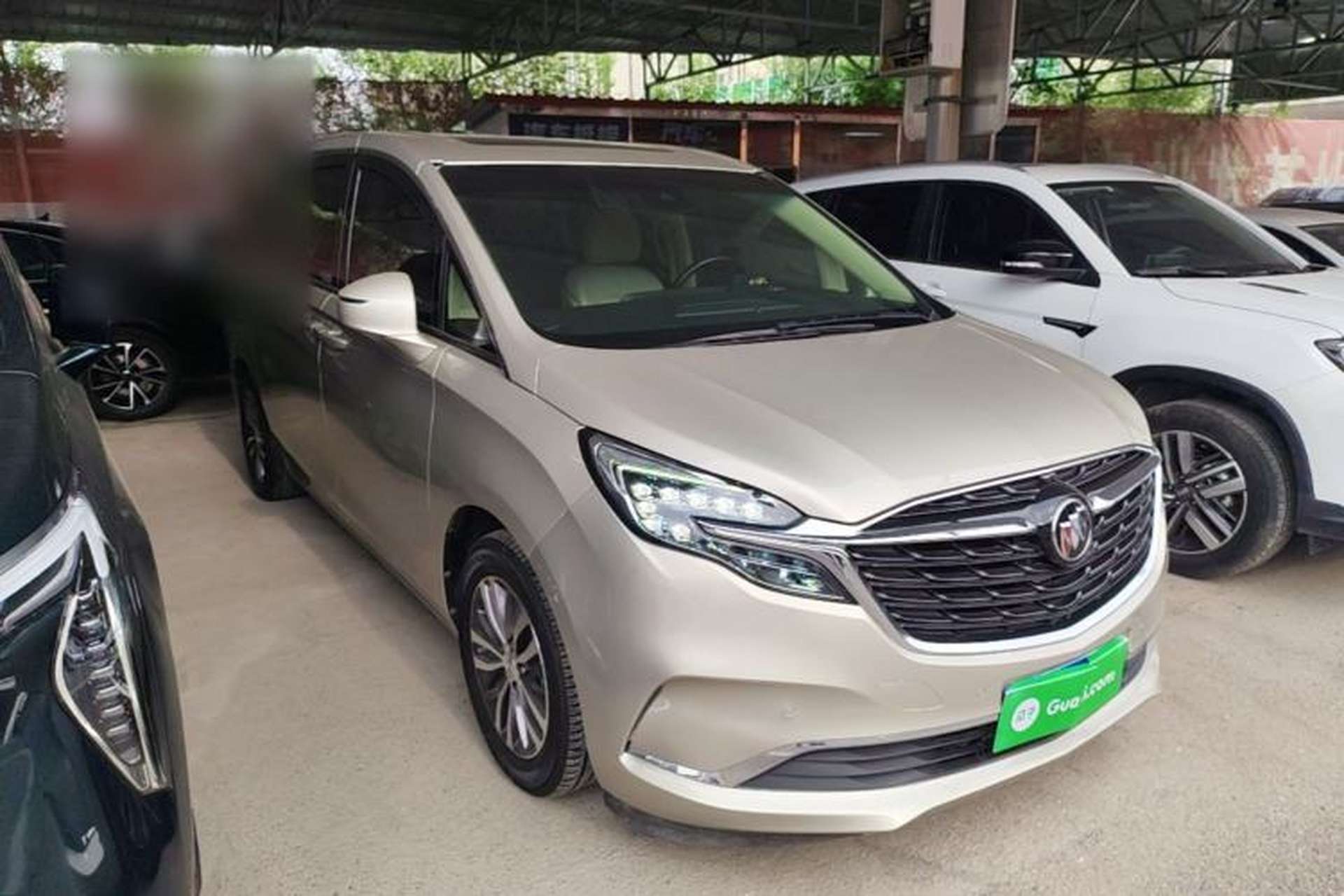 Used Buick GL8 2022 ES Landtrek 653T Luxury Edition Exterior 1