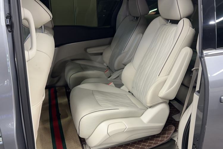 Used Buick GL8 2022 Land Business Class 652T Luxury Model Interior 2
