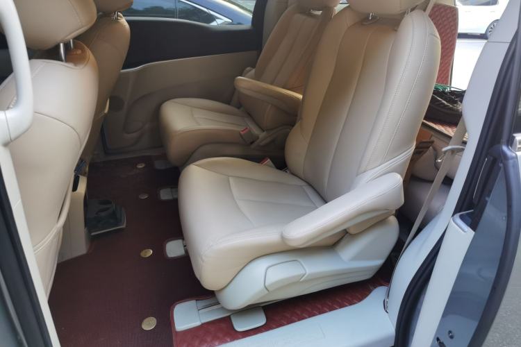 Used Buick GL8 2022 Land Cruiser Executive Class 652T Comfort Model Interior 4