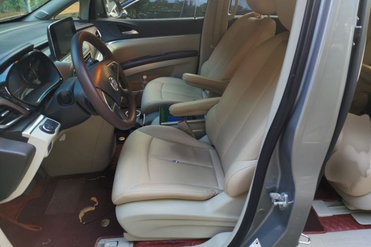 Used Buick GL8 2022 Land Cruiser Executive Class 652T Comfort Model Left Front Seat