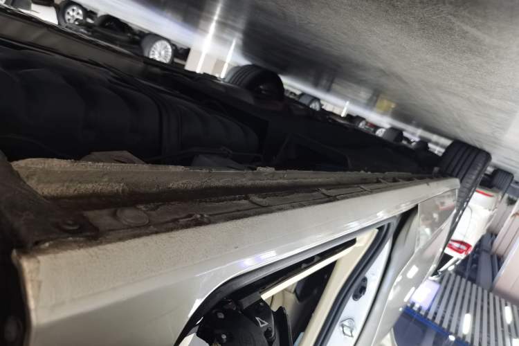 Used Buick GL8 2022 ES Land Cruiser 653T Luxury Model Left Side Sill